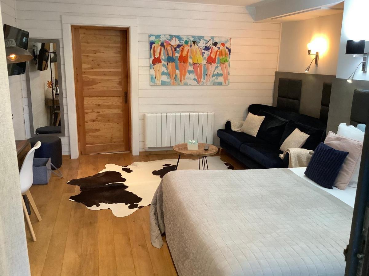 Hotel Monet La Rivière-Saint-Sauveur Екстериор снимка